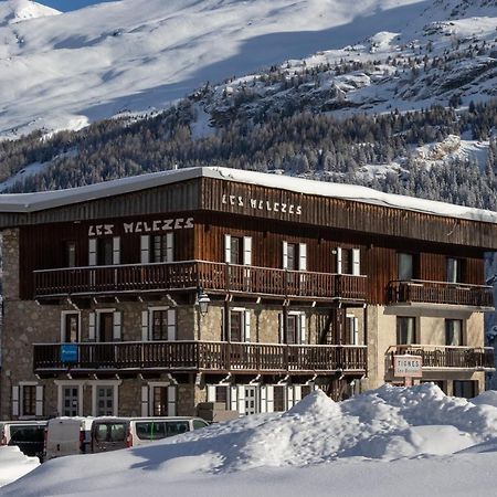 ティニュ Chalet Les Melezes Bed & Breakfast エクステリア 写真