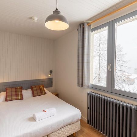 ティニュ Chalet Les Melezes Bed & Breakfast エクステリア 写真