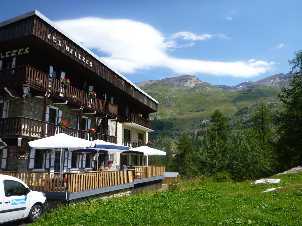 ティニュ Chalet Les Melezes Bed & Breakfast エクステリア 写真