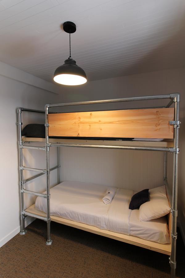 ティニュ Chalet Les Melezes Bed & Breakfast エクステリア 写真