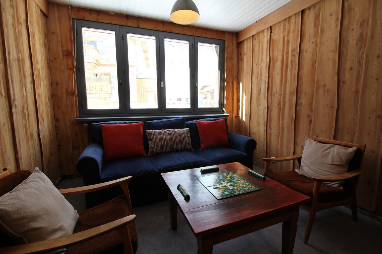 ティニュ Chalet Les Melezes Bed & Breakfast エクステリア 写真