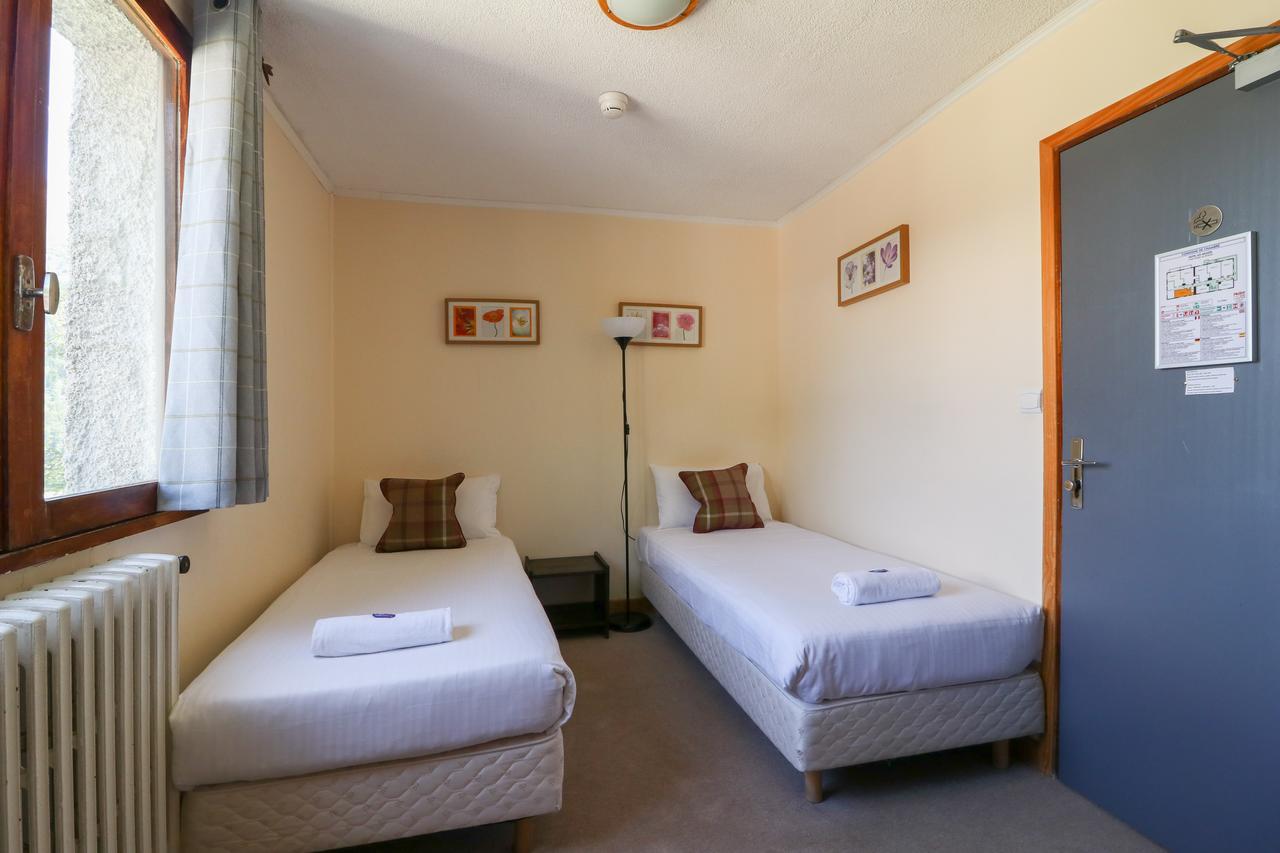 ティニュ Chalet Les Melezes Bed & Breakfast エクステリア 写真