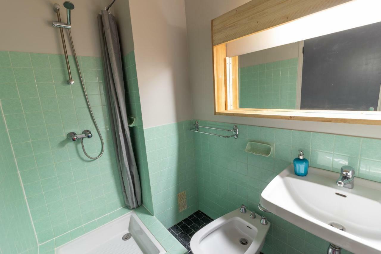 ティニュ Chalet Les Melezes Bed & Breakfast エクステリア 写真