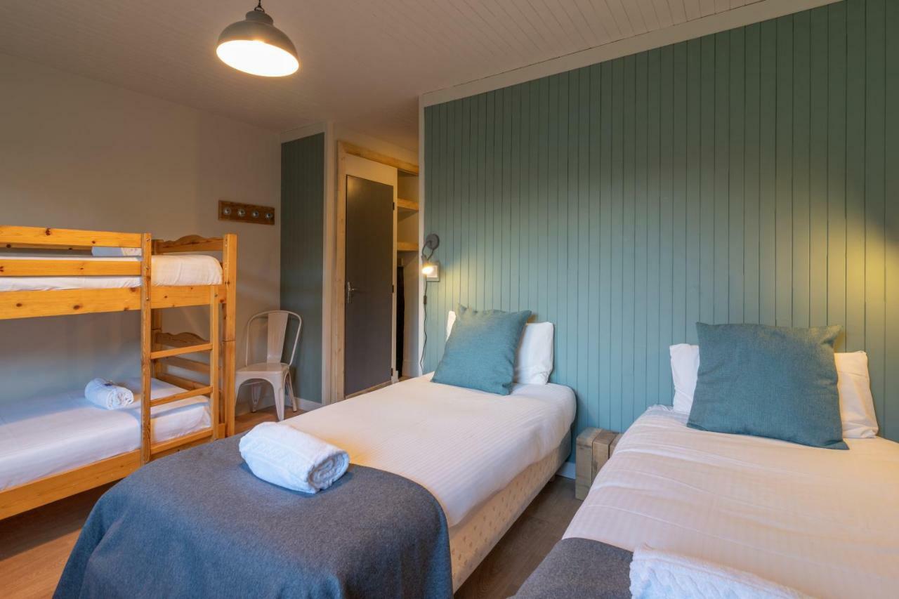 ティニュ Chalet Les Melezes Bed & Breakfast エクステリア 写真